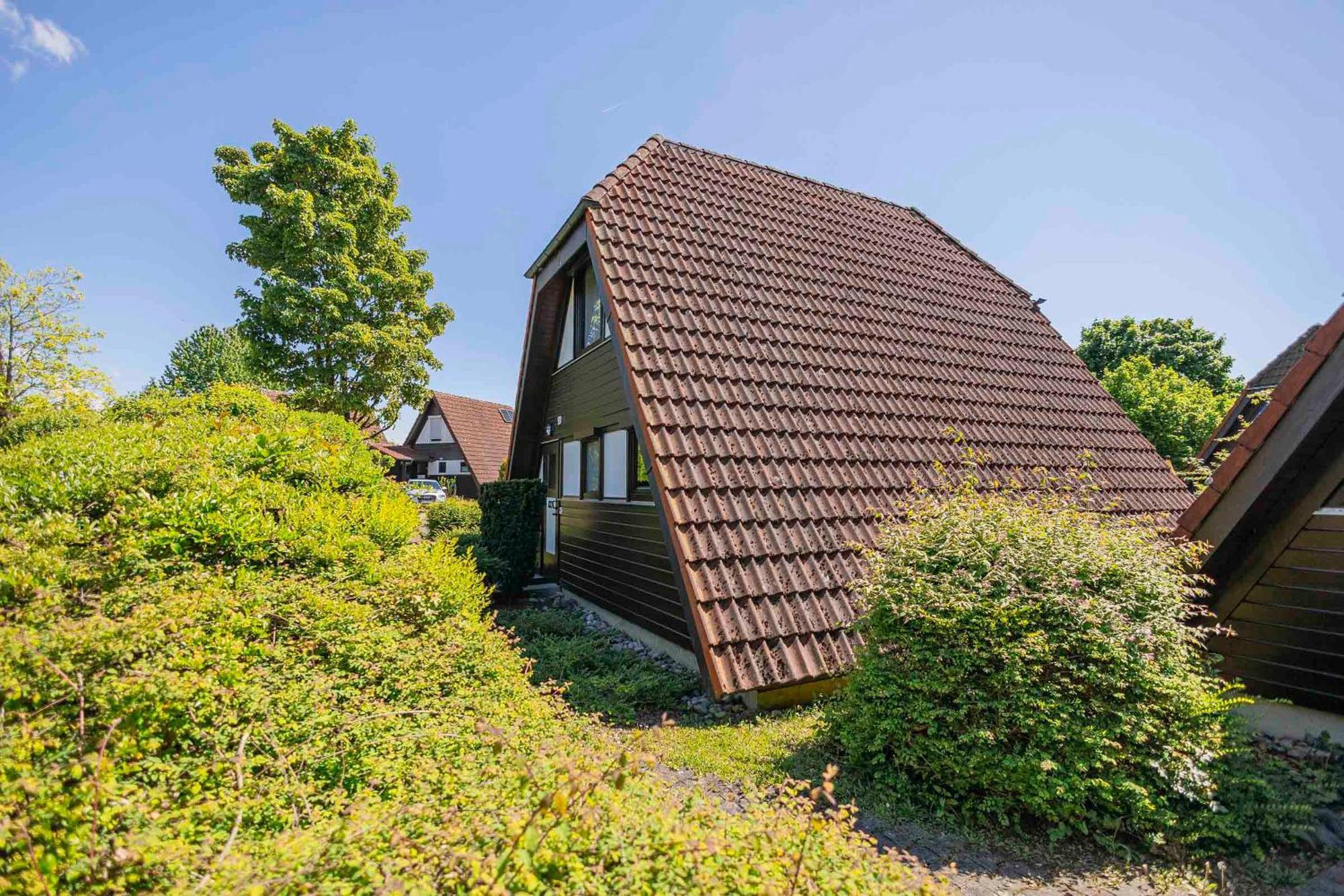 Ferienwohnpark Immenstaad Am Bodensee Nurdachhaus Typ 8 Ndt 099 Dış mekan fotoğraf